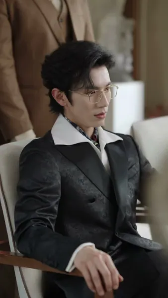 จันทร์เต็มดวงกับหมาป่า