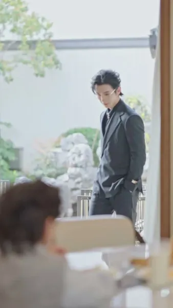 จันทร์เต็มดวงกับหมาป่า