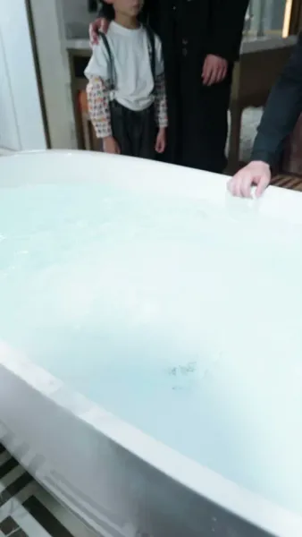 จันทร์เต็มดวงกับหมาป่า