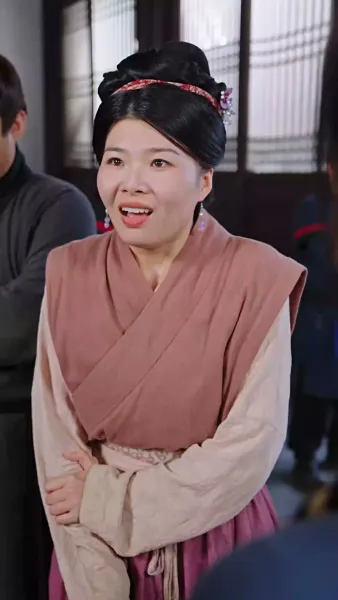 ทะลุมิติไปเป็นแม่เลี้ยงใจร้าย