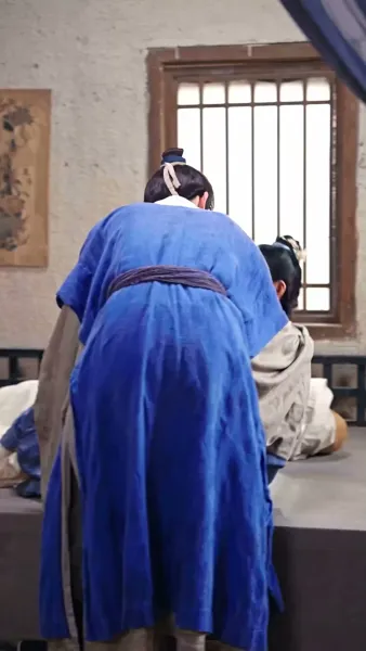 ทะลุมิติไปเป็นแม่เลี้ยงใจร้าย