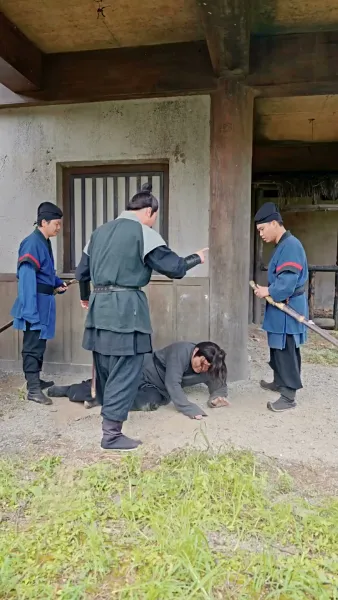 ทะลุมิติไปเป็นแม่เลี้ยงใจร้าย