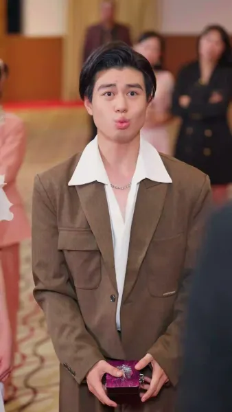 จากแม่บ้านสู่ประธาน 