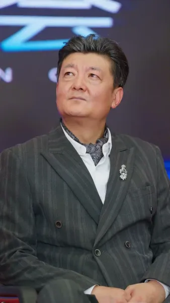 จากแม่บ้านสู่ประธาน 