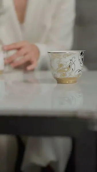 จากแม่บ้านสู่ประธาน 