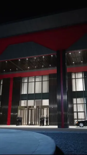 สว่างอีกครั้ง