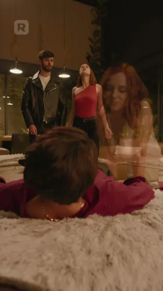 มนต์รักสีเลือด