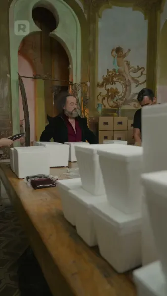 มนต์รักสีเลือด