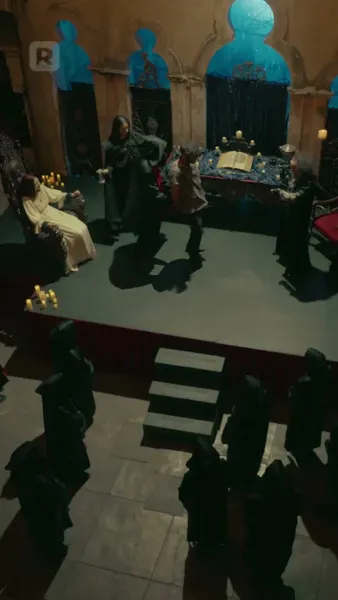 มนต์รักสีเลือด