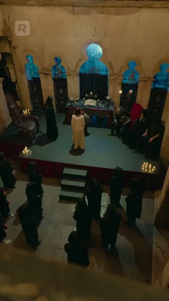 มนต์รักสีเลือด