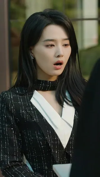 ใครเด็ดดอกรักท่านประธานฟู่