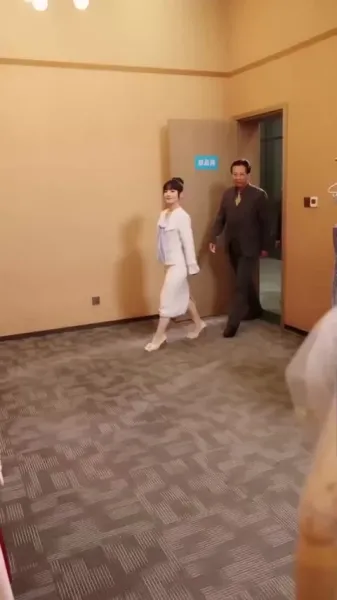 ชีวิตลับของคู่ซีอีโอ