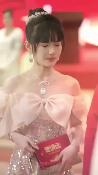 ชีวิตลับของคู่ซีอีโอ