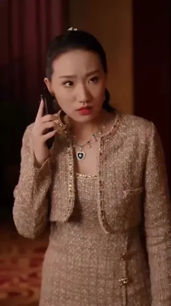 ชีวิตลับของคู่ซีอีโอ