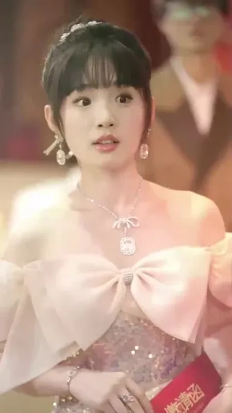 ชีวิตลับของคู่ซีอีโอ