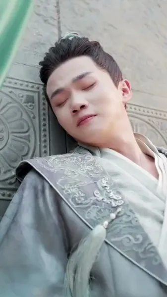 การก้าวขึ้นของเจ้าหญิงวิปลาส