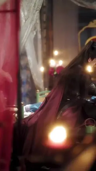 การก้าวขึ้นของเจ้าหญิงวิปลาส