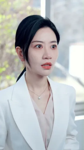 อ้อมกอดที่สายเกิน