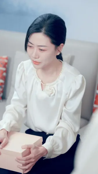 อ้อมกอดที่สายเกิน