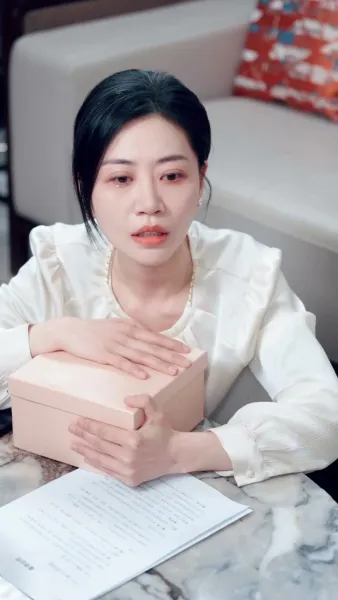 อ้อมกอดที่สายเกิน