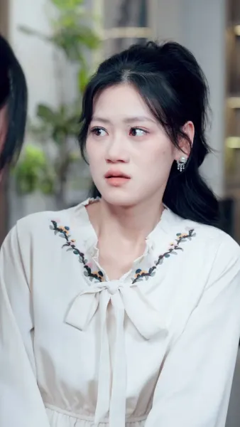 อ้อมกอดที่สายเกิน