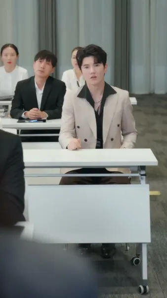 ท่านประธาน ภรรยาและลูกๆ กลับมาแล้ว