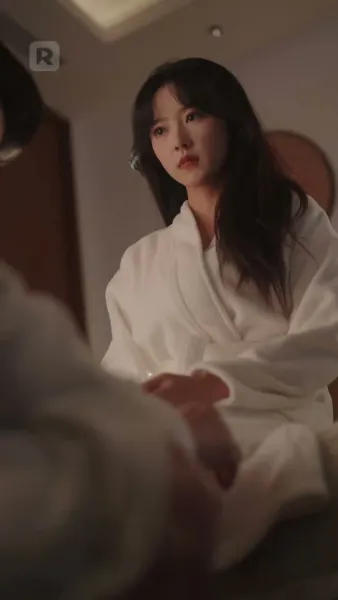 เริ่มจากข้อตกลง จบลงด้วยไฟรัก