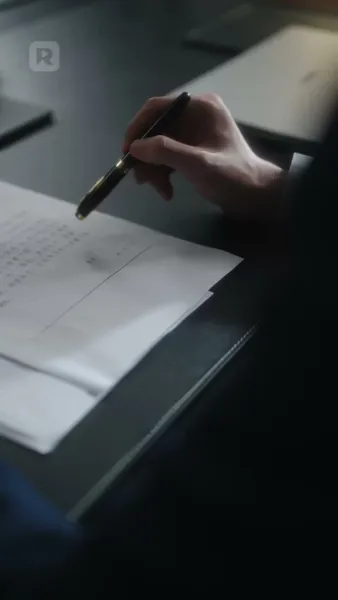 เริ่มจากข้อตกลง จบลงด้วยไฟรัก