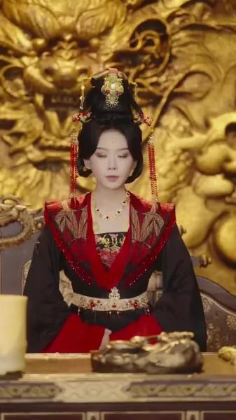 สองจักรพรรดินีเกิดใหม่