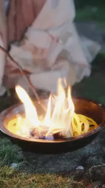 สองจักรพรรดินีเกิดใหม่