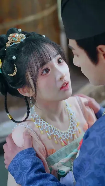 จากห้องออฟฟิศสู่หัวใจฮ้องเต้  