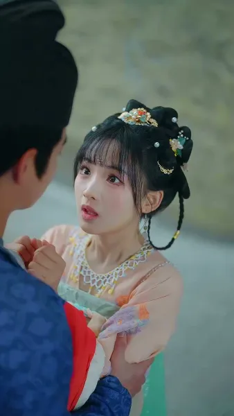 จากห้องออฟฟิศสู่หัวใจฮ้องเต้  