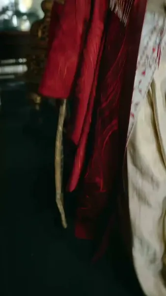 จากห้องออฟฟิศสู่หัวใจฮ้องเต้  