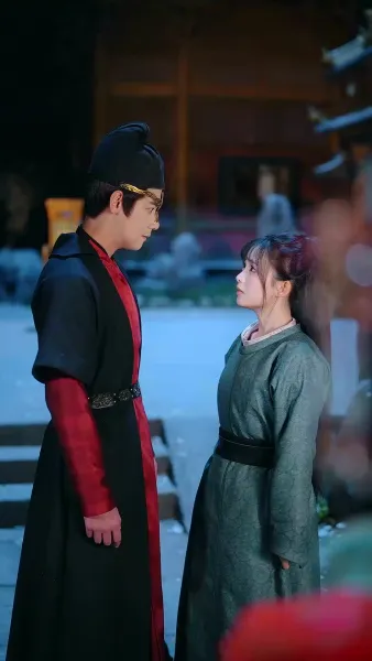 จากห้องออฟฟิศสู่หัวใจฮ้องเต้  