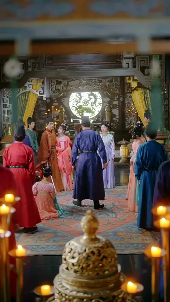 จากห้องออฟฟิศสู่หัวใจฮ้องเต้  