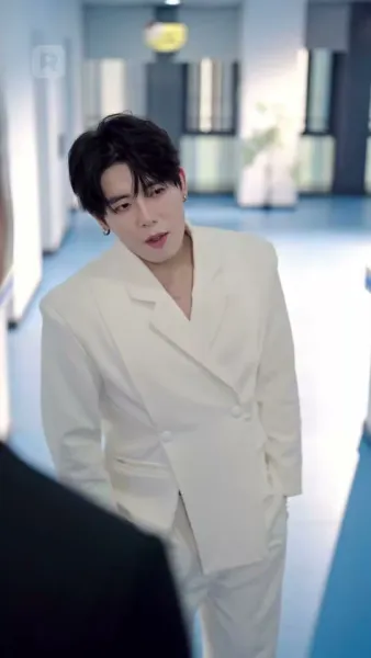 รักร้อนแรงของเจ้าพ่อเถื่อน