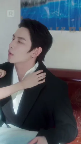 รักร้อนแรงของเจ้าพ่อเถื่อน