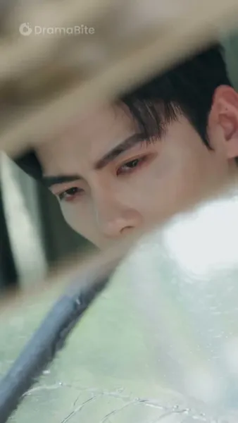 เหนืออุโมงค์แห่งความมืด