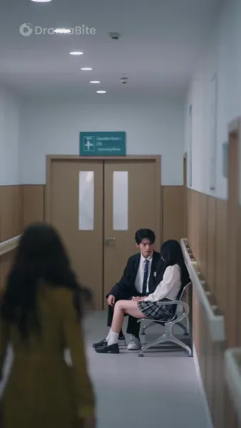 เหนืออุโมงค์แห่งความมืด