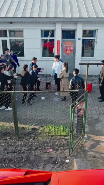 เลี้ยงหมูได้แต่งเจ้านาย