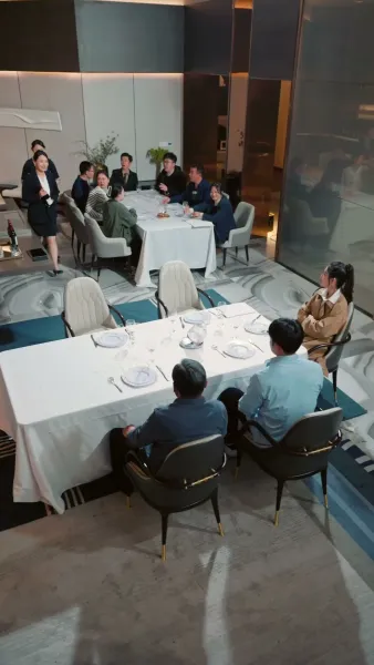 เลี้ยงหมูได้แต่งเจ้านาย