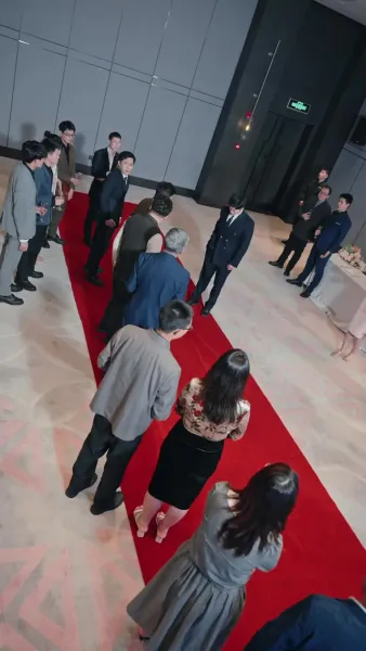 เลี้ยงหมูได้แต่งเจ้านาย