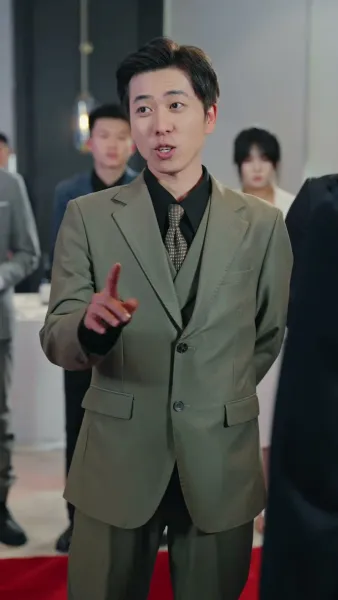 เลี้ยงหมูได้แต่งเจ้านาย