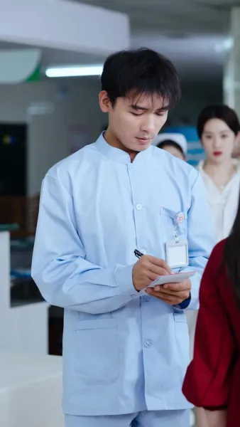 หมอวิเศษกลับผงาดอีกครั้ง