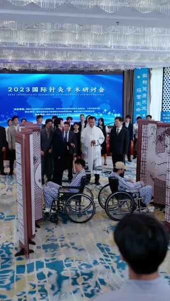 หมอวิเศษกลับผงาดอีกครั้ง