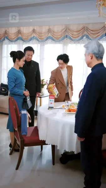 แม่ฉันเป็นเศรษฐีพันล้านเหรอ