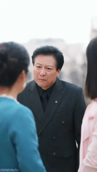 แม่ฉันเป็นเศรษฐีพันล้านเหรอ