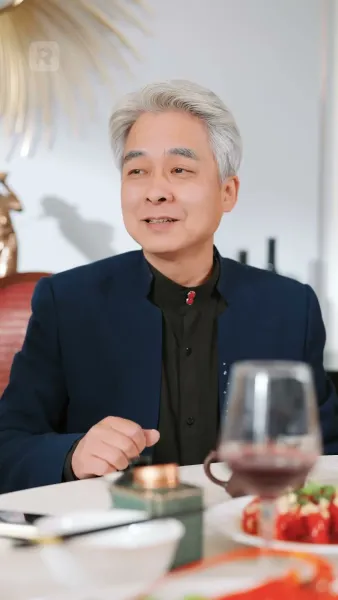 แม่ฉันเป็นเศรษฐีพันล้านเหรอ