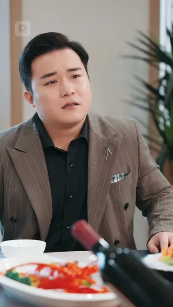 แม่ฉันเป็นเศรษฐีพันล้านเหรอ