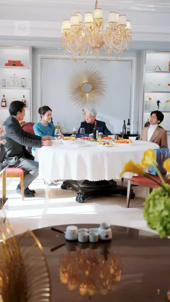 แม่ฉันเป็นเศรษฐีพันล้านเหรอ